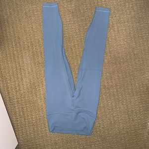 Lululemon Align 25” size 6